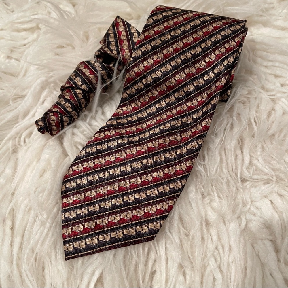 Men’s Necktie by Cocktail Colors